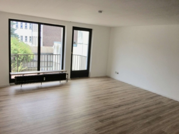 Kernsanierte Wohnung in Citylage! Neues Bad, neuer Boden, neue Wände!, 47798 Krefeld, Wohnung