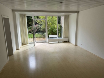 Hübsche Zweizimmerwohnung mit kleinem Gartenanteil in Königshof, 47807 Krefeld, Wohnung