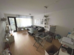 Wohnzimmer - Schöne 2-Zimmerwohnung mit sonnigem Balkon im 1. OG!