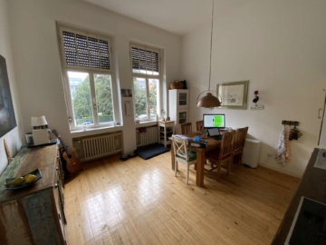 Bestlage Bismarckviertel: kleines Apartment mit Wohnküche und sonnigem Balkon!, 47799 Krefeld, Wohnung