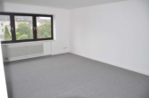 Wohnzimmer - Schöne 2-Zimmer-Wohnung mit Balkon!