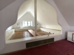Spitzboden - Zum Verlieben! Kleines freistehendes Einfamilienhaus mit Gartenparadies in toller Lage!