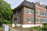 Außenfassade - Jugenstilhaus: Villenartige Doppelhaushälfte zu vermieten! 10 Minuten bis nach Düsseldorf!!