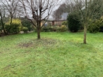 Garten - Freistehendes Einfamilienhaus mit großem Garten und zwei Garagen in toller Wohnlage!
