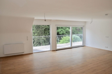 Traumhafte 2-Zimmerwohnung mit sonniger Terrasse im 1. Stock!, 47803 Krefeld, Wohnung