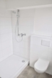 Bad - Traumhafte 2-Zimmerwohnung mit sonniger Terrasse im 1. Stock!