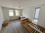 Wohnzimmer - Fischeln: Apartment mit überdachtem KFZ-Stellplatz in modernem Haus. 1.OG!
