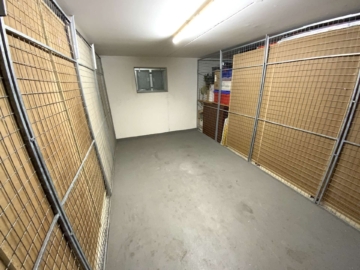 Schön geschnittene 3-Zimmerwohnung mit großem Balkon und Stellplatz, 47804 Krefeld, Etagenwohnung