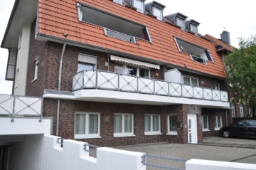 VERKAUFT!! St. Tönis! Sehr schöne 3-Zimmerwohnung mit sonnigem Balkon und TG-Stellplatz im 1. OG!!, 47918 Tönisvorst, Etagenwohnung