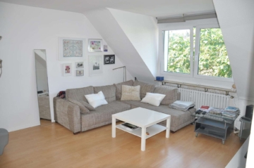 2-Zimmerwohnung mit Balkon in toller Lage am Bismarckviertel, 47799 Krefeld, Dachgeschosswohnung