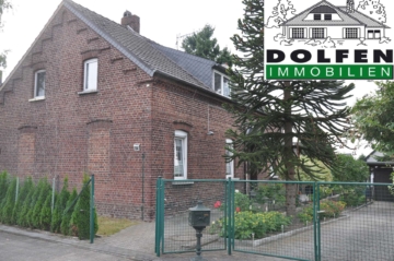 Bösinghoven, DHH mit tollem Grundstück in Bösinghoven., 40668 Meerbusch, Doppelhaushälfte