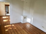 Schlafzimmer - KR-City: altes Haus mit Kohlenheizung sucht alternative Mieter, Handwerker oder Wohngemeinschaft!