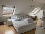 Schlafzimmer - VERKAUFT!! Schöne Eigentumswohnung mit Dachterrasse im beliebten St. Tönis!