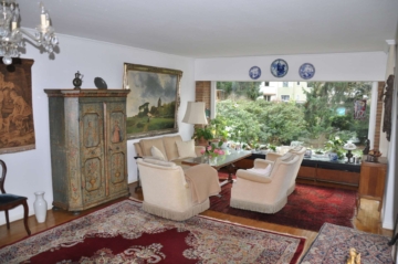 Selten: 4-Zimmerwohnung mit Garten in beliebter Lage! Garage direkt am Haus!, 47803 Krefeld, Erdgeschosswohnung