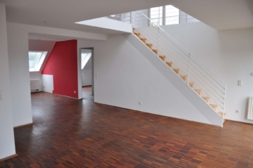 Traumhafte Galeriewohnung mit Terrasse in architektonischem Highlight! Sie werden begeistert sein!, 47803 Krefeld, Maisonettewohnung