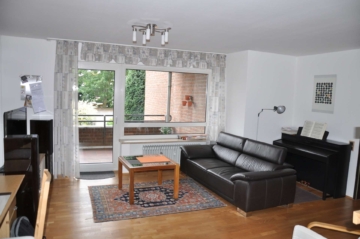 Schöne Zweizimmerwohnung mit Einbauküche in sehr gepflegten Haus! Garage direkt am Objekt!, 47805 Krefeld, Erdgeschosswohnung