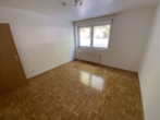 Schlafzimmer - Erdgeschosswohnung mit kleiner Terrasse und Tiefgagarenstellplatz