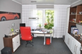 Schlafzimmer EG - Freistehendes Einfamilienhaus am Ende einer Sackgasse in schöner Lage von Hüls!