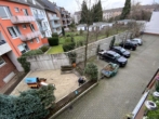 Hofansicht - 3-Zimmerwohnung im 1. OG mit Balkon und Stellplatz. Nur 4 WE, Baujahr 1991