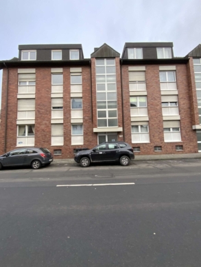 3-Zimmerwohnung im 1. OG mit Balkon und Stellplatz. Nur 4 WE, Baujahr 1991, 41065 Mönchengladbach, Etagenwohnung