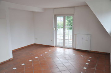 Haus im Haus! Sehr individuelle Wohnung mit Dachterrasse in toller Dyklage!, 47803 Krefeld, Maisonettewohnung