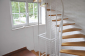 Treppe - Haus im Haus! Sehr individuelle Wohnung mit Dachterrasse in toller Dyklage!