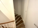 Treppe zum Spitzboden - Einfamilienhaus mit kleinem Garten in schöner Lage von Bockum