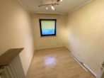 Kleines Zimmer Obergeschoss - Einfamilienhaus mit kleinem Garten in schöner Lage von Bockum