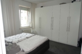 Schlafzimmer - Mehrfamilienhaus im Zentrum St. Tönis. Gewerbe kann in Wohnraum umgewandelt werden!