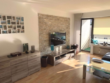 Traumhafte 2-Zimmerwohnung mit sonnigem Balkon!, 47799 Krefeld, Etagenwohnung