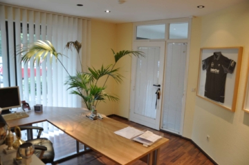 Attraktives Büro/Praxis in verkehrsreicher Lage von Bockum., 47800 Krefeld, Bürofläche