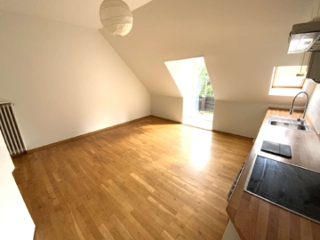 Zweizimmerwohnung mit Wohnküche und sonnigem Balkon. Zwischen Musikerviertel und Bismarckplatz!, 47799 Krefeld, Etagenwohnung