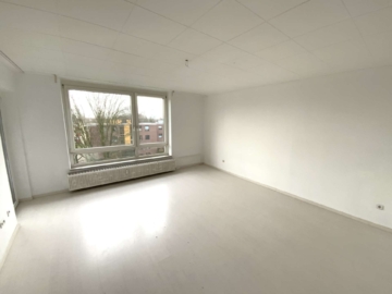 Fischeln: schön aufgeteilte Dreizimmerwohnung mit kleinem Balkon und KFZ-Stellplatz!, 47807 Krefeld, Wohnung