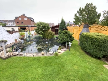 Einfamilienhaus mit schönem Garten und Doppelgarage in toller Lage!, 47443 Moers, Reihenendhaus