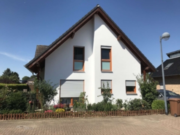 Freistehendes Einfamilienhaus mit tollem Garten und Garage. Am Ende einer Sackgasse gelegen!, 52428 Jülich, Einfamilienhaus