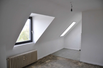 2-Zimmer Dachgeschosswohnung am Rande des Bismarckviertels! Tolle Kapitalanlage!, 47799 Krefeld, Dachgeschosswohnung