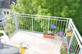 Balkon - Wunderbare Kapitalanlage: Zuckersüsse 2-Zimmer Dachgeschosswohnung mit sonnigem Balkon und Grünblick