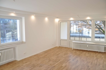 3-Zimmerwohnung mit hochwertiger Ausstattung und grossem Balkon, fußläufig Einkaufen!, 47799 Krefeld, Wohnung