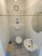 Gäste-WC - Große 3-Zimmerwohnung mit tollem Balkon im 1.OG eines Dreifamilienhauses