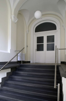 Rendite!! Repräsentative Büro-Praxisfläche im Denkmal mit optimaler Verkehrsanbindung!, 47799 Krefeld, Bürohaus