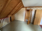 Spitzboden Nutzfläche - Zweifamilienhaus mit schönem Grundstück in zentraler Lage von Kaarst.