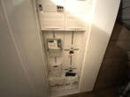 neue Elektrik - Zweifamilienhaus mit schönem Grundstück in zentraler Lage von Kaarst.