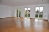 Wohnbereich - Dyklage: Vierzimmerwohnung mit Terrasse und kleinem Garten in wunderschönem Haus.