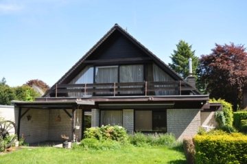 RESERVIERT!! Traumhaft Lage im Dykgebiet! Freistehendes Einfamilienhaus mit riesigem Potential., 47803 Krefeld, Einfamilienhaus
